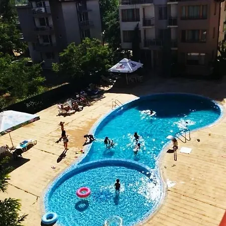 Апартамент Миа ' Mia Apartment نيسيبار